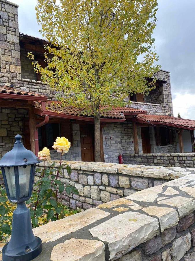 Mezonetes Helmos Appartement Ano Lousoi Buitenkant foto
