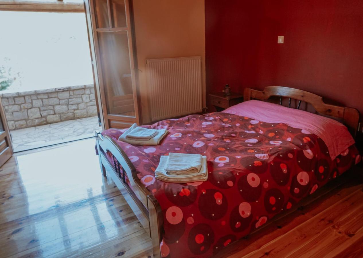 Mezonetes Helmos Appartement Ano Lousoi Buitenkant foto