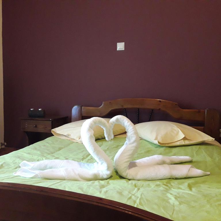 Mezonetes Helmos Appartement Ano Lousoi Buitenkant foto