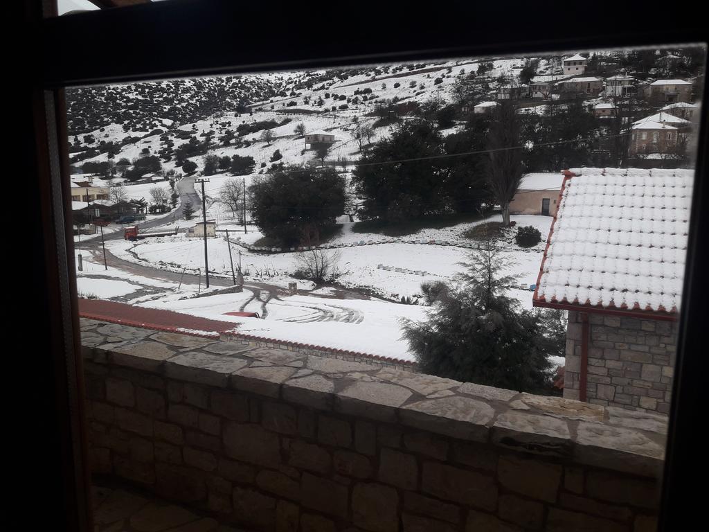 Mezonetes Helmos Appartement Ano Lousoi Buitenkant foto