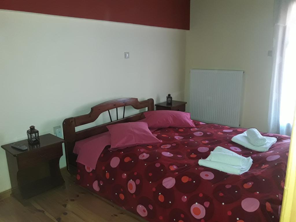 Mezonetes Helmos Appartement Ano Lousoi Buitenkant foto
